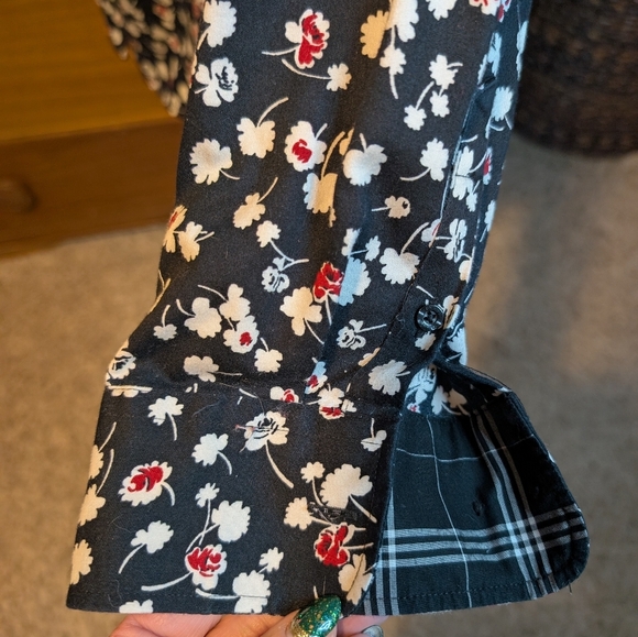 Chaps Shirt Women 0X Black Floral Non Iron Long Sleeve Button Down Top - Picture 8 of 14